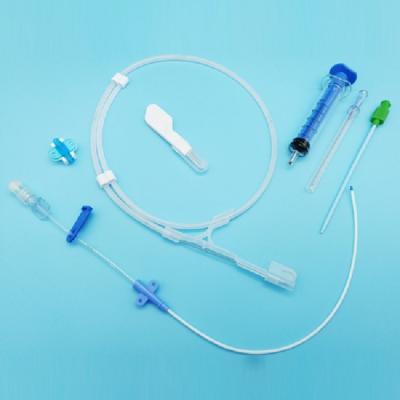 China Cuidado crítico intensivo Cvc de la anestesia ICU catéter los 8cm de 3 lúmenes el 15cm los 20cm en venta