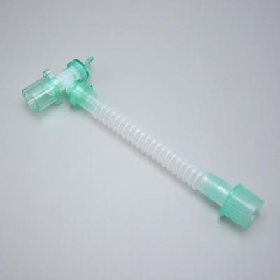 China 22F Anesthesia Breathing Circuit Catheter Mount Corrugated Tube for sale