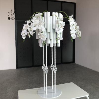 China Gold Silver Wedding Centerpieces Flower Stand For Sale White Metal Tube for sale