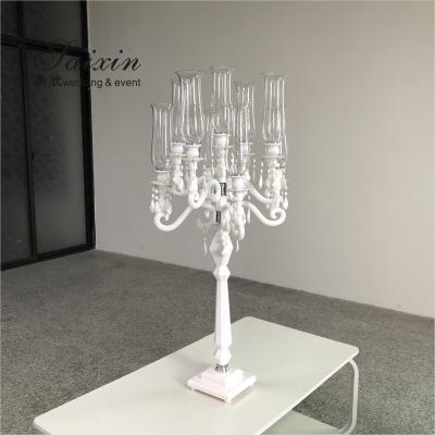 China ZT-101W Luxury Wedding Party 9 Arms Candlestick Holders For Wedding Supplies à venda