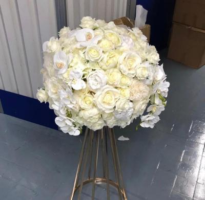China Artificial Flower Arrangements For Wedding Tables Decoration for sale