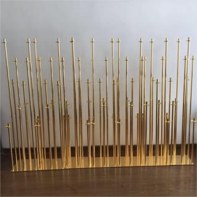 China Beautiful gold metal candle holder for wedding decorating backdrop à venda