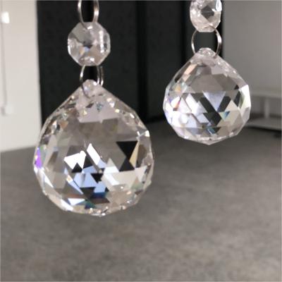 China 30-40mm Faceted Cut Clear Glass Crystal Ball Prism Pendant Hotel Decoration Beautiful Crystal Accessories for sale