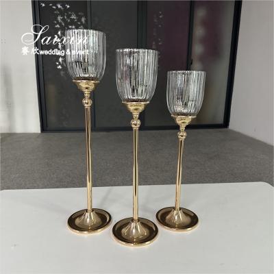 China Factory Custom 3 Pcs Set Gold Base Silver Glasses Candlestick For Wedding Centerpiece Te koop