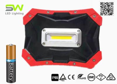 China Da ESPIGA IK10 luzes de inundação conduzidas portáteis 5W magnética com SOS à venda