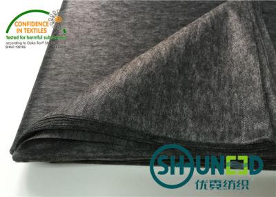 Chine Interface fusible non tissée d'Adhensive, tissu de interlignage fusible de vêtement noir à vendre