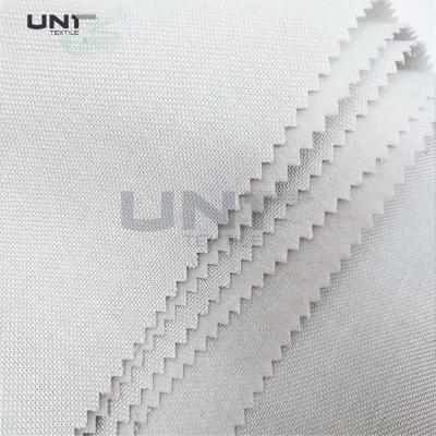 Chine Interlignage adhésif fusible de interlignage tissé par cravate naturelle de polyester à vendre