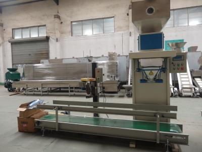China Woven Bag Filling Equipment Plastic Pouch Packing Machine For Poultry Feed for sale