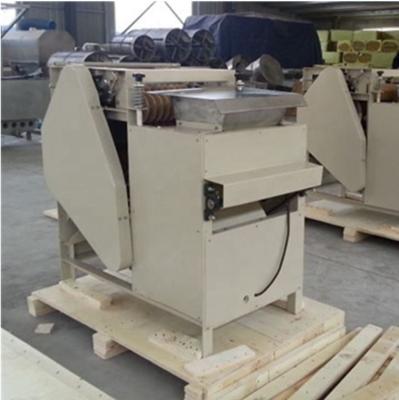 China Rolling Peeling Nut Roasting Machine No Pollution Nut Shelling Machine for sale