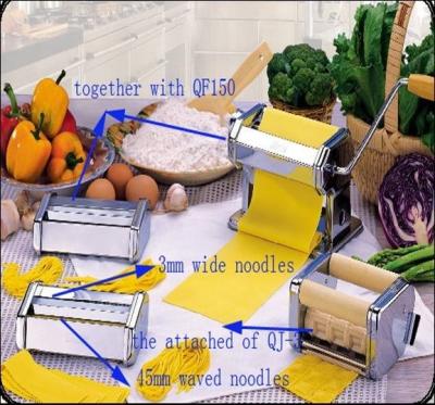 China Efficient Multifunctional Manual Pasta Making Machine Set 4 In 1 for sale
