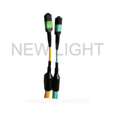 China 12 y 24 bases MPO a la fibra a dos caras del cable del desbloqueo de 4 LC mecanografían multicolor en venta