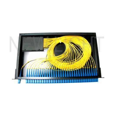 China El divisor de la fibra óptica de 19 pulgadas de 1*8 1*16 1*32 mecanografía/la caja del divisor de la fibra del soporte de estante en venta