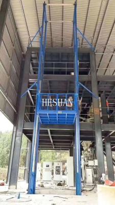 China 2000KG Residential Cargo Lift Hydraulic Outdoor Goods Lift For Mezzanine Floor for sale