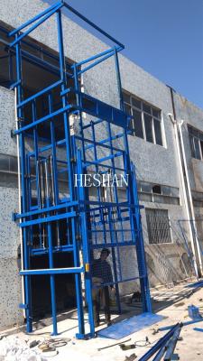 China An der Wand befestigter hydraulischer Lager-Warenaufzug 300 kg, 500 kg, 800 kg, 1000 kg, 2000 kg zu verkaufen