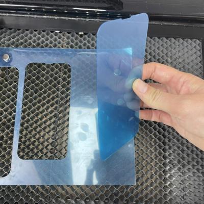 China Cortador de proteção de tela móvel de vidro temperado recortado para adesivos protetores 9HD à venda