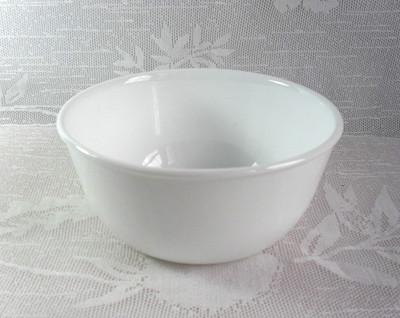 China Lead Free 350ml High Borosilicate Glass Bowl White Ceramic Look for sale