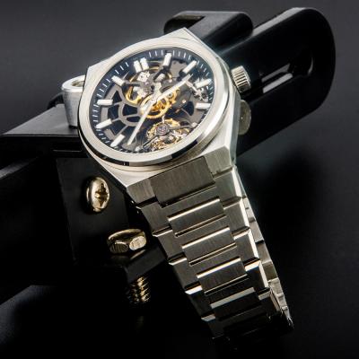 中国 ステンレス鋼の革紐の箱40mmの自動機械腕時計は防水BGW9機械腕時計をくり抜いた 販売のため
