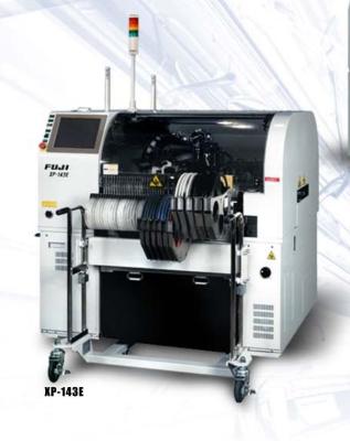 中国 SMT PCBの一貫作業機械富士XP143E SMTの一突きおよび場所機械 販売のため