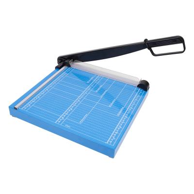 China Professional A4 Manual Desktop Paper Cutter with Blue Base and Metal ABS Construction for sale