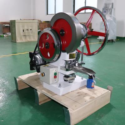 China Small Lab Single Punch Pill Tablet Press Automatical Electric 0.75kw 1400r / Min for sale