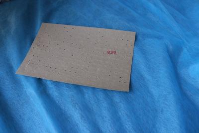 China Punched Round Hole Kraft Underlay Paper , 45gsm White Kraft Liner Paper for sale