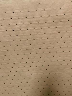 China Smooth Surface 1.2mm Thickness Perforated Kraft Paper For Packaging à venda