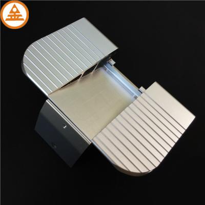 China Perfil de aluminio económico del CNC, perfiles de aluminio de la protuberancia del disipador de calor en venta