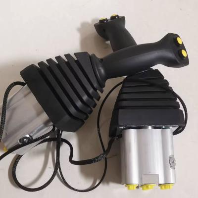Chine Ventilateur pilote de grue Manche de commande hydraulique d'exploitation Accessoire original Sany XCMG Zhonglian Grue applicable à vendre