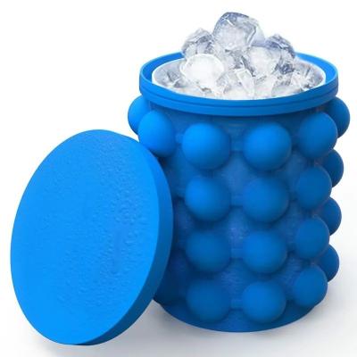 China Tasteless Ice Cube Tray Reusable , Multi Function Silicone Ice Cube Maker for sale