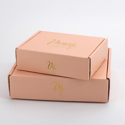 China Meduim Size Gold Logo Cosmetic Packaging Box For Mailing Beauty Products for sale
