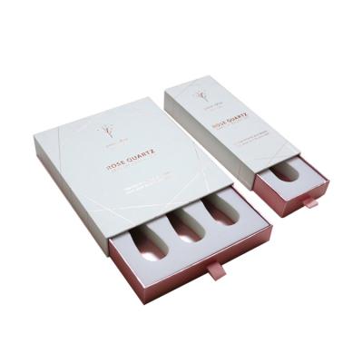 China Caja de empaquetado cosmética de papel del estilo de lujo de encargo del cajón para los latigazos o el cepillo del maquillaje en venta