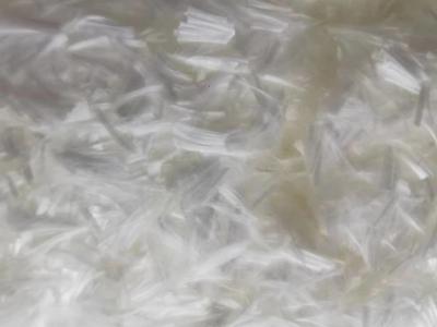 China Material de refuerzo de fibra de vidrio de alta silicona blanca cortada en venta