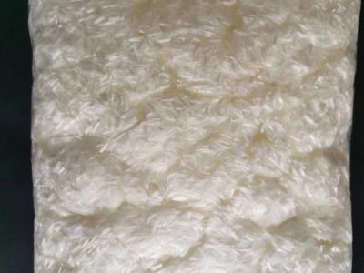 Chine fibre de verre tranchée fibre de verre pour le béton 7-11μM diamètre du filament à vendre