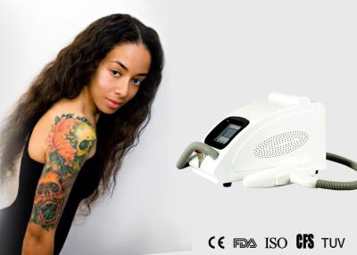 Chine Carbone épluchant l'énergie d'impulsion 200-1000mj légère de machine de retrait de tatouage de laser de ND Yag à vendre