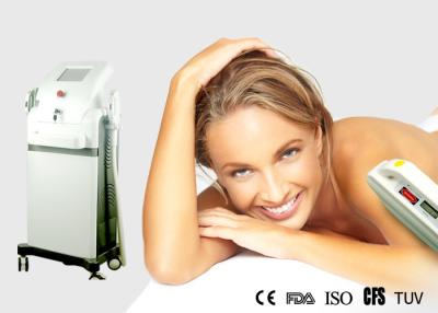 Chine Style vertical de machine d'épilation de laser de chargement initial de la lumière SHR d'E pour le rajeunissement de peau à vendre