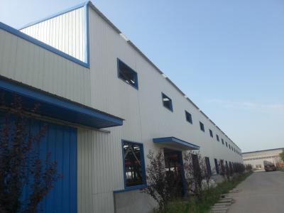 China Blanco prefabricado del haz del acero H de la PU de la estructura de tejado de Warehouse del metal Q235 en venta