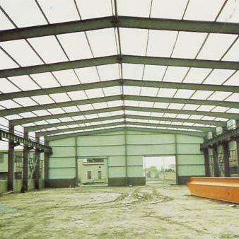Chine Le toit d'entrepôt de garage d'ENV structurent le recourbement 50mm léger de 0.6mm à vendre