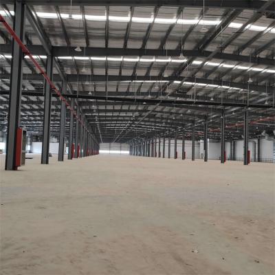 China Q355B Curved Warehouse Roof Structure 120mm Welding Wind Resistant for sale