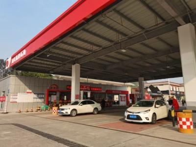 Chine Rectangle 300m d'auvent de station service de l'auvent 100m de pompe à l'essence Q345 à vendre