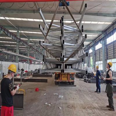 中国 Prefabricated Steel Roof Trusses Q235 Material Galvanized Surface 販売のため