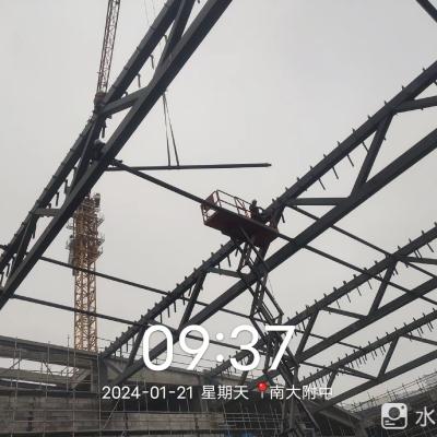 中国 High Strength-to-Weight Space Frame Truss For Structural Support 販売のため