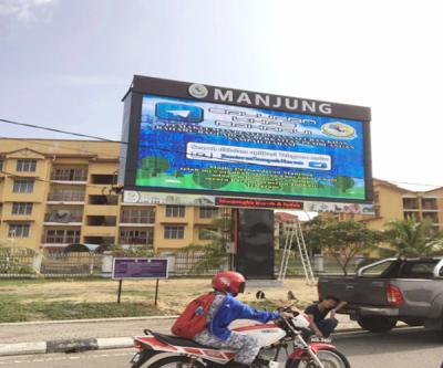 China Giant High Brightness Outdoor Digital Advertising LED Billboard Street Road / High Way Advertisement Display Panels for sale
