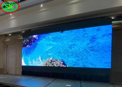 China Alta frecuencia de actualización sobre la pared video interior magnética grande de la pantalla LED/P2 LED del módulo P2 del fondo de etapa 3840hz en venta