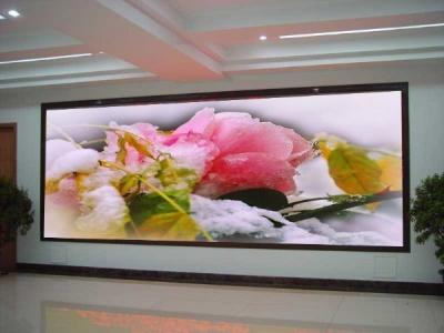 China Small pitch high brush Indoor P2.5 Full color LED screen display banner Rental led marketing displays for sale