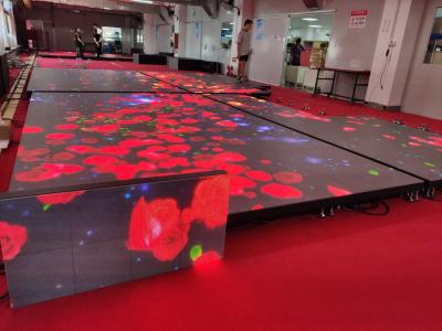 Chine L'événement de partie de disco de la Chine P4.81 le divertissement que portatif 3D de panneau reflètent des panneaux de piste de danse de LED a coûté à vendre