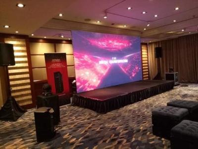 China HD church led wall P1.8 P2 P2.5 led display 2k 4k led tv video wall indoor led screen panel for meeting room shopping ma for sale