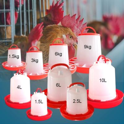 China Broiler Outdoor 3kg Plastic Poultry Feed Trays Chicken Drinker for sale