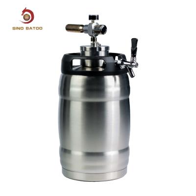 China Home Brewing 1.3 Gallon Vacuum Beer Growler Party Kegger With Tap System for sale