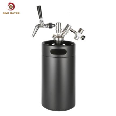 China Stainless Steel 304 Ball Lock Mini Keg , 5L Mini Draft Beer Keg Dispenser for sale