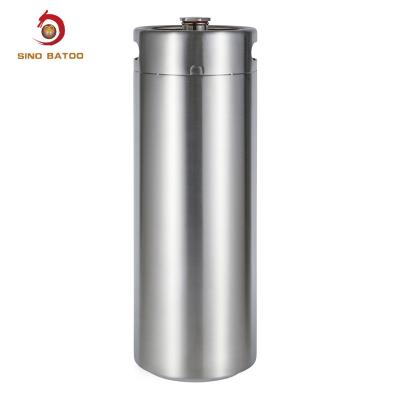 China 18/8 Stainless Steel Countertop 10 Litre Beer Keg With Rim Handle for sale